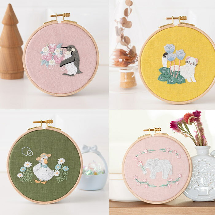 刺繍キット Chicchi 8月 サバンナで暮らすサボテンとライオンさん JPT119 初心者 ...