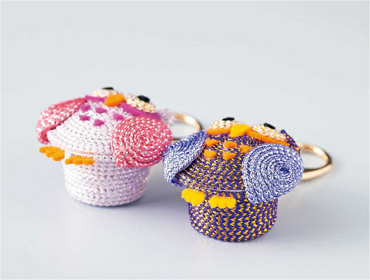メタリックヤーン キット エコキーホルダー TC-100 フクロウ パナミ メタリックヤーン 手芸の山久 handcraft-10017392 手芸の山久 サンプル画像2