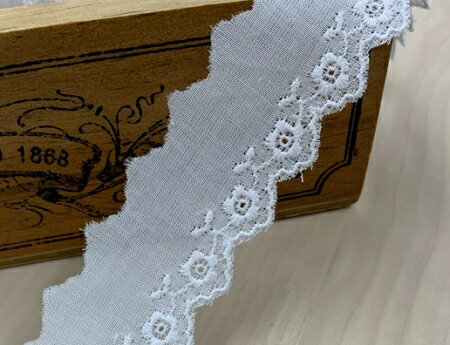 【日本製】綿レース 花柄 27mm巾 オフホワイト No.OC62123-1 コットンレース 国産