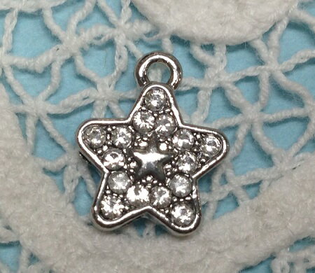 スモールアクセサリーチャーム【スター/星】縦 15mm×横 12mm No.IR-PZ48 手芸 パーツ ハンドメイド