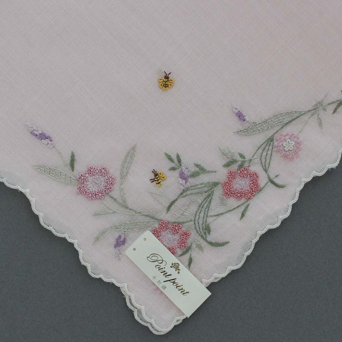 12月26日 午前0時 販売開始【SALE ￥5500→￥1100】80％OFF！ ポワンポワン　ベトナム手刺繍ハンカチ　花とミツバチ　ピンク