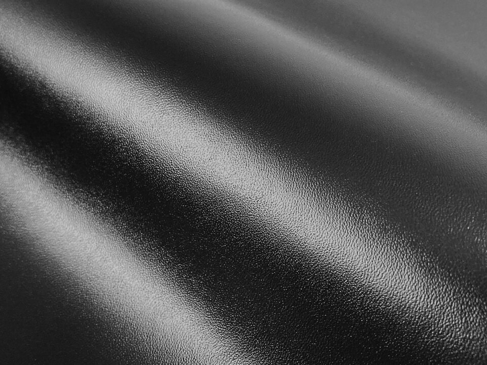 【130×30cmカット生地】帝人 コードレ レザー調 人工皮革生地 【黒 ややツヤあり】 [OUT-CODRE-BLK-tf-S-C30]