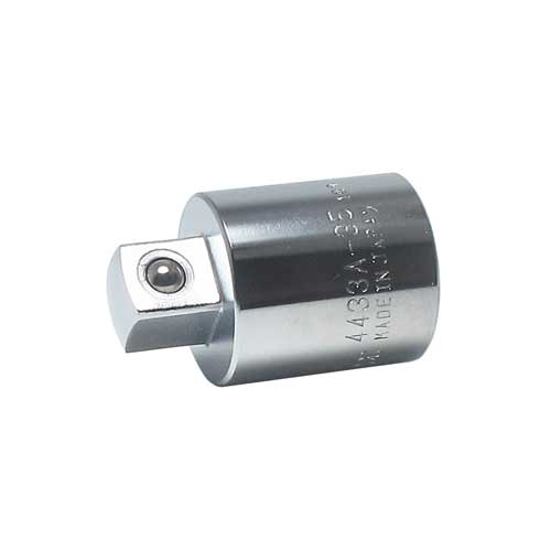 詳細説明【特長】・差込角1/2”(12.7mm)のハンドルに3/8”(9.5mm)のソケットを接続するためのアダプターです。&nbsp;商品仕様（スペック）サイズ（約）：差込角3/8”（9.5mm）本体サイズ（約）：凹1/2”(12.7mm)×凸3/8”(9.5mm)×全長35mm重量（約）：50g素材：クロムモリブデン鋼(SCM435)注意事項・アダプターを使う場合、差込角の大きなハンドルで小さな差込角のソケット等に力を加えますと、強度の限界を超えて破損する恐れがあります。適切なトルクでお使い下さい。&nbsp;日本の自動車や航空機産業を支える、山下工業研究所の高品質工具＆部品！　