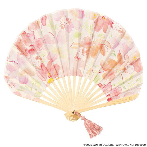 詳細説明【特長】・色とりどりのお花の中には、お昼寝したり、かくれんぼしているような、ハローキティの愛らしい姿が描かれたデザインです。・淡い水彩タッチでやわらかな雰囲気に仕上げました。・持つだけで気分がふんわり明るくなる、やさしいデザインの扇子です♪&nbsp;商品仕様（スペック）型番：W084−SA33−204カラー：ピンク（ハローキティ）本体サイズ（約）：［広げた状態］縦22.5×横29cm　：［収納袋］縦24×横5cm重量（約）：30g素材：［骨］竹　［表生地］ポリエステル100％　：［タッセル］ポリエステル100％　［扇子袋裏地］ポリエステル80％、綿20％淡い水彩タッチがかわいい！サンリオキャラクターズのケース付き扇子