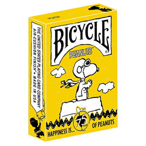 詳細説明アメリカ合衆国のU.Sプレイング・カード社「バイスクル」のプレイングカード。1885年に誕生以来、世界中から利用されるトランプブランドです。Made　in　USA.&nbsp;【特長】・カード表面にエンボス加工が施されており、カードの間に空気が含まれます。・そのため「すべり」が非常によく、カード同士が引っ付きにくいです。・プラスチック製にはない適度な「はじき」、「そり」があり、マジックにも最適です。・耐久力を与えるエアクッション仕上げが施された高品質のトランプです。&nbsp;商品仕様（スペック）サイズ（約）：[カード本体]63×88mm　[タックケース]65×90×18mmカード枚数：全56枚（うちジョーカー4枚入）素材：紙エンボス加工：ありトランプの王様バイスクルから『PEANUTS　75th』が登場！