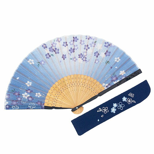 詳細説明【特長】・親骨に桜の彫り加工を施した扇子です。&nbsp;商品仕様（スペック）カラー：ブルー本体サイズ（約）：長21cm素材：竹、綿麻付属品：専用扇子袋注意事項・竹割れなどの破損によるケガには十分ご注意ください。・染骨（竹）や扇面は色落ちすることがあります。&nbsp;透け感のある桜柄の扇子