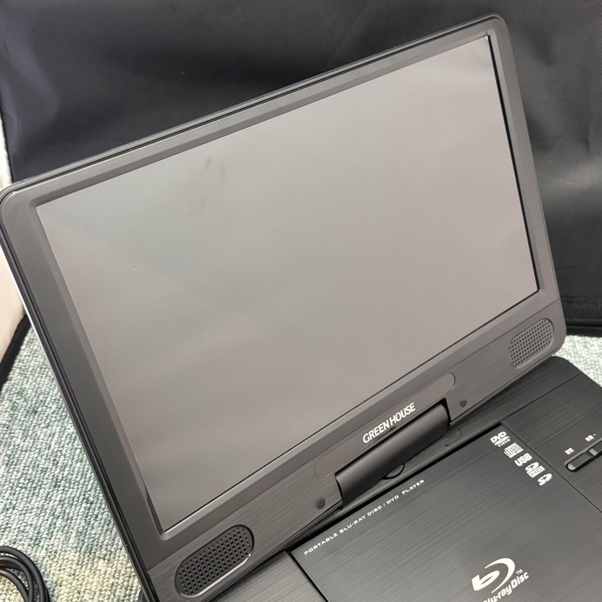 【中古】(非常に良い)パナソニック 2TB 3チューナー ブルーレイレコーダー 4Kチューナー内蔵 4K放送長時間録画/3番組同時録画対応 DIGA DMR-4T201