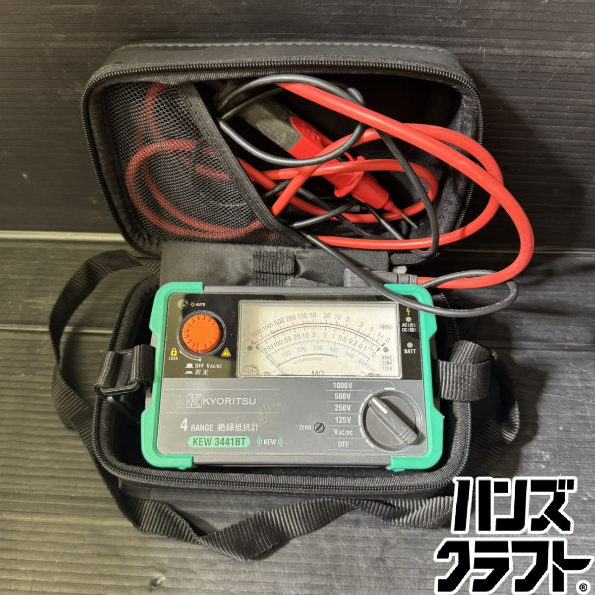 商品の状態・動作等につきましては、商品説明を詳しく見て頂き、 ご納得頂けてからのご注文をお願い致します。 ■ 商品説明 ◆ランク ・・・【A】 ※当店の基準は下の方に記載しておりますのでお読みください。 ◆状態・・・私見になりますので、あくまでも中古品ですので画像を参照の上ご納得頂いた方からご注文をお願い致します。 ◆その他・・・簡単な動作の確認済みです。ですが、中古品の為と、長時間の動作確認、本来の使用用途での確認はおこなっておりませんので完全な動作の保証は致しかねます。 予めご了承の上ご納得頂けた方からご注文をお願い致します。気になる方はご注文をお控え下さい。 予めご了承の上ご納得頂けた方からご注文をお願い致します。気になる方はご注文をお控え下さい。 ◆セット内容・・・付属は写真に掲載しているのが全てです。 写真にない付属品はありません。 標準付属で付いている部品がない場合もございます。その場合はお客様負担でご用意をお願い致します。 ※未使用未開封の商品に関しましては、未開封品の為箱が開けられませんので、 型番の方からお調べいただき、ご確認をお願い致します。 ◆保証書が付属している場合について 二次流通品のため、捺印のない保証書が付属している場合も当店の捺印は行っておりません。 また、保証書が使用出来るかどうかにつきましてはメーカー側の判断となりますので当店ではわかりかねます。 当店からの保証はございません。 ※店頭に同時に出品している商品もございます。 店頭にて商品が売れた際には出品を取り下げさせて頂きます。予めご了承下さい。 ■ ランク説明 ◆SSランク ： 未使用に近い 未使用品(弊社の検品基準による) ◆Sランク ： 目立った傷や汚れなし 中古品(使用回数が少ない状態良い商品) ◆Aランク ： 目立った傷や汚れなし 中古品(多少の使用感ある、比較的良好な商品、未使用または未開封でも劣化の可能性ある長期保管商品も含みます) ◆Bランク ： やや傷や汚れあり 中古品(使用感あり多少キズ・汚れある商品) ◆Cランク ： 傷や汚れあり 中古品(経年劣化やキズ・汚れある商品) ◆Dランク ： 全体的に状態が悪い 中古品(欠損や不具合の可能性ある商品) ◆Eランク ： 全体的に状態が悪い ジャンク品(動作保証なし。部品取り等に) ※こちらのランクはあくまで当店による私的な基準となる為、参考程度とご理解お願い致します。 　ランクを理由とした返金等は対応できません。 ※記入事項以外は確認しておりません。 ※その他の不具合に関しまして、ご注文後はノークレーム・ノーリターン・ノーキャンセルでお願い致します。 ※パソコンやスマホによっては実際の色と多少異なる場合がありますので、その場合でも返品等の対応はできません。 ■ 発送 ※お支払い確認後、3営業日以内に『ヤマト運輸』『佐川急便』『ゆうパック』のいずれかの発送となります。 外箱に直接伝票を貼ることもございます。 梱包方法のご要望や発送会社指定は出来ません。 営業所・郵便局止めをご希望のお客様は、『ヤマト運輸』、『佐川急便』両方の営業所、もしくはお近くの郵便局のご連絡をお願い致します。 ※北海道・沖縄など遠方・離島の配送は商品や天候によって陸送・船便になる場合もございます。 　予めご理解の上、ご注文をお願い致します。 ※置き配での発送は受け付けておりません。 16時以降に伝票番号をメールにてご連絡させていただきますので、 お客様の方から配送する運送会社に置き配の旨をお伝えください。 ■ 領収書について 領収証が必要な方は、購入履歴から発行の程よろしくお願いいたします。 ※ステータスが「お支払い確定」になると発行できるようになります。 ※二重発行となる可能性がありますので、当店から領収書の発行は出来かねます。 ※詳しくは楽天のヘルプをご覧ください。 ●購入履歴から領収書が発行できないケース ・支払い方法が後払い決済の注文 ・キャンセルされた注文 ・注文日から2年以上経過した注文 ■ その他 ※現在複数の店舗及び倉庫から出品をしております。 　その為、商品の在庫場所もそれぞれ商品によって違うので発送場所が異なり、同梱には対応できません。 引き取り限定にて出品している商品以外は店頭にご来店頂いての商品のお渡しはできません。 110838215650533H