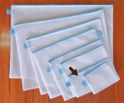 ファスナーケース ケース ポーチ / メッシュケース ペンケースサイズ ブルー 約 20cm×10cm 筆箱 1666398 送料別 通常配送