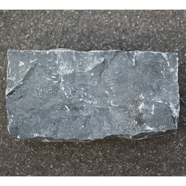 ピンコロ石 天然石 ピンコロ TORVALE ブラック／ダークグレー系 約9cm×約9cm×約18cm 重量約3.5kg 3226239 送料別 通…