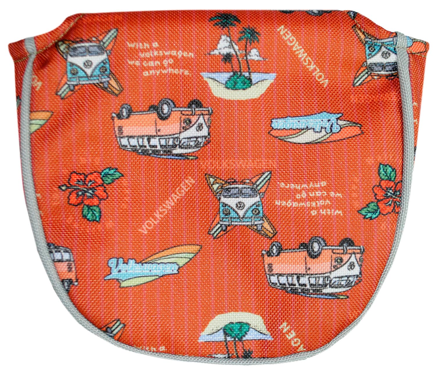 レザックス(LEZAX)のフォルクスワーゲン パターカバー ネオマレット用（レッド/VWPC-5805）は、T1バスとサーフィン柄が特徴的な2025年モデルです。 このパターカバーは、ネオマレット型のパターに対応しており、大切なパターヘッド...