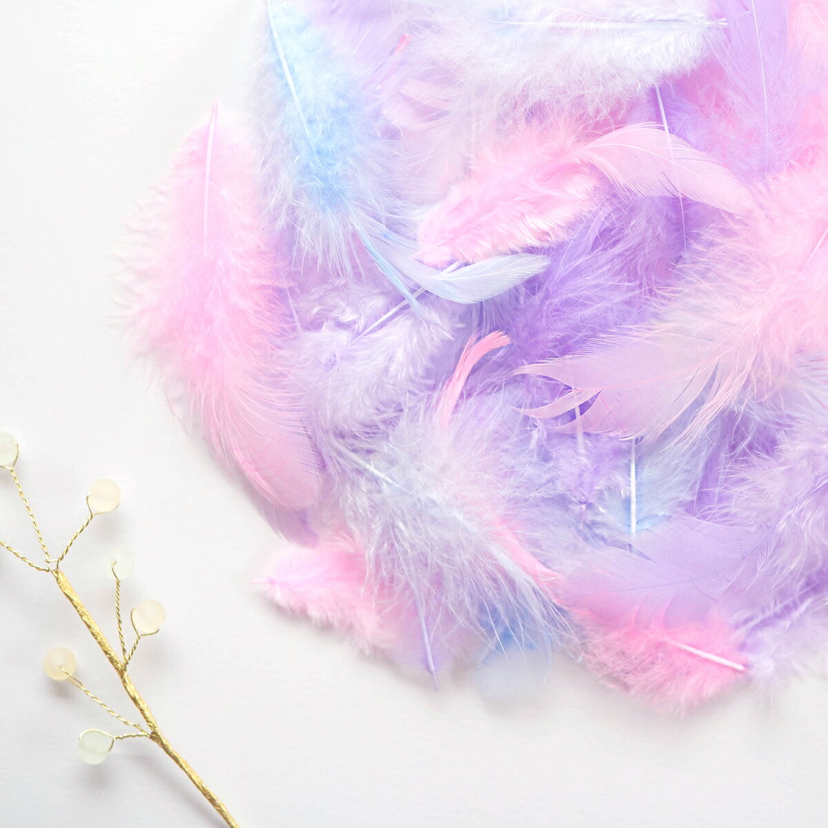 羽 フェザー ファンシーキャラ尾［パープル&プルー系］フェザーパーツ 羽根 羽毛 材料 素材 手芸 アクセサリー 花材 フラワーアレンジメント ハロウィン 仮装 ダンス 衣装 コスプレ