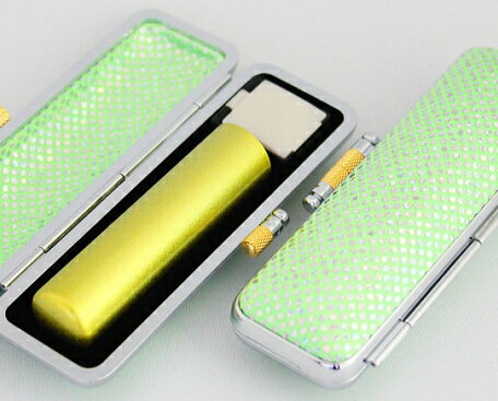 【10%OFFクーポン配布中】 印鑑・はんこ 実印 銀行印 認印 メタリックイエロー カラー天然本水牛 サイズ【13.5mm】 ミルキーウェイ印鑑ケース付(グリ...