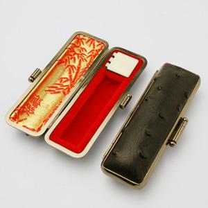 送料無料◆印鑑ケース プレミアム レザー 印鑑ケース【オーストリッチ】10.5-12.5mm[朱肉付 印鑑 ケース はんこケース ハンコケース ダチョウ革 レザ...