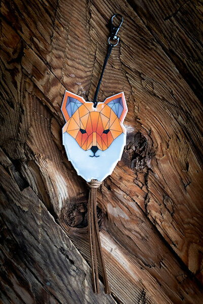 北欧の動物 リフレクター Origami Wolf・Fox・Rabbit・Red Panda（狼・キツネ・ウサギ・レッサーパンダ）存在感 フック 本革 シンプル キーホルダー おしゃれ 交通安全グッズ スタイリッシュ お守り 通勤 通学 部活 塾 自転車 散歩 子供 高齢者
