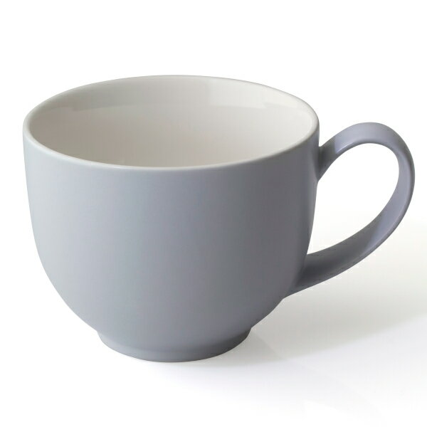 紅茶をきれいに見せてくれるティーカップ。適正容量295ml 商品名：Dew Q Tea Cup with Handle（サテン）（Q ティー カップ with ハンドル（サテン）） 適正容量：295ml./10oz. 本体サイズ：L 13.0 cm x W 10.1 cm x H 7.6 cm 重量：325g カップ（素材）：硬質陶器 カップ（その他）：食器洗い機OK カップ（その他）：電子レンジOK シンプルなティーカップ。他に同色でティーポット・インフューザーホルダーを展開しています。