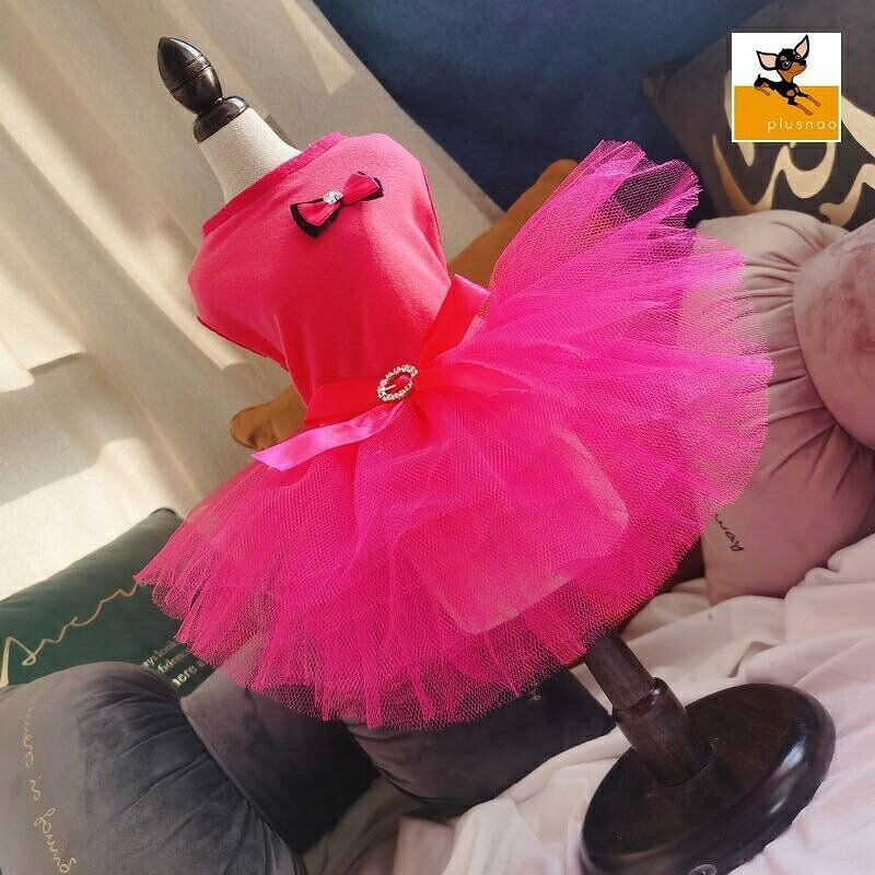 チュールのスカートがかわいいペット用ワンピースです。【サイズについて】画像をご参照ください。【カラーについて】生産ロットにより柄の出方や色の濃淡が異なる場合がございます。お使いのモニターや撮影時の光の加減などにより画像と実際の商品のカラーが異なる場合もございます。予告なしにカラーやデザインなどの変更がある場合もございます。【素材について】綿混【補足説明】商品の性質上、手洗いでのお洗濯をお勧めしております。チュールのスカートがかわいいペット用ワンピースです。【サイズについて】画像をご参照ください。【カラーについて】生産ロットにより柄の出方や色の濃淡が異なる場合がございます。お使いのモニターや撮影時の光の加減などにより画像と実際の商品のカラーが異なる場合もございます。予告なしにカラーやデザインなどの変更がある場合もございます。【素材について】綿混【補足説明】商品の性質上、手洗いでのお洗濯をお勧めしております。