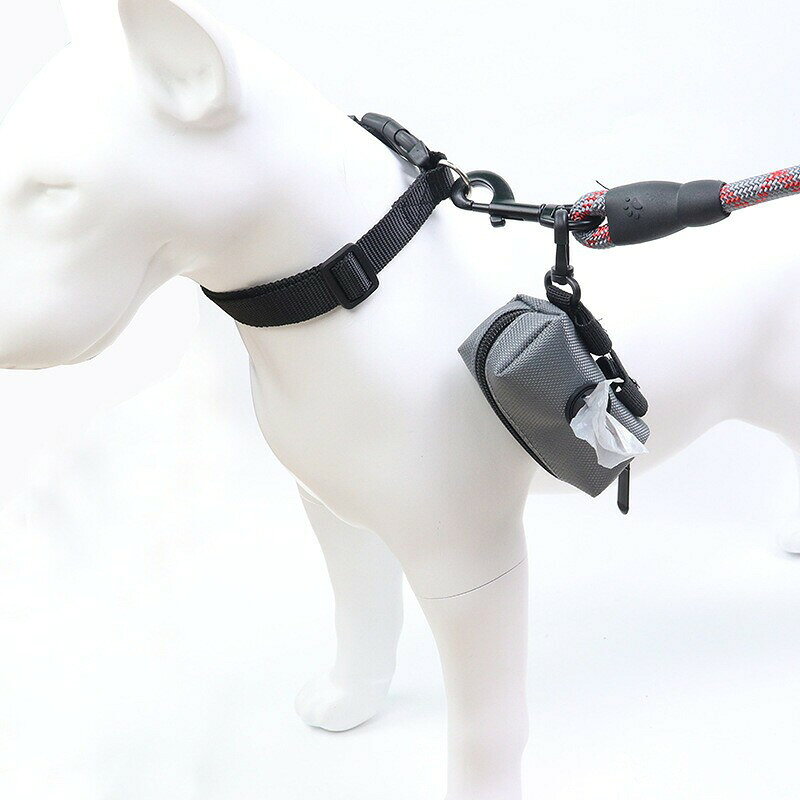 ハピネスストアのゴミ袋収納ケース ごみ袋ポーチ ペット用品 犬 お散歩 携帯 カラビナ付き マナーポーチ トイレ袋収納 ゴミ袋入れ エチケット フン処理 シンプル 無地｜アングル2