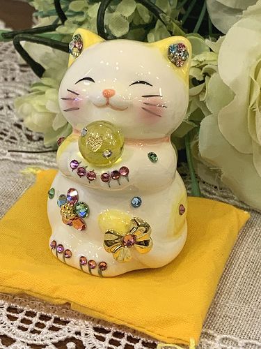 招き猫 デコレーション キラキラ おしゃれ かわいいラインストーンのデコレーションがかわいい♪風水招き猫（貯金箱）：SSサイズ 2体セット（イエロー・ピンク）猫 雑貨 プレゼント 商売繁盛 開店祝い 合格祈願 御祝 内祝 縁起物 ハッピーキャット