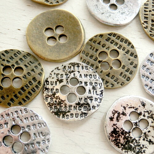 ボタン メタルボタン テキスト 4穴 直径約17mm