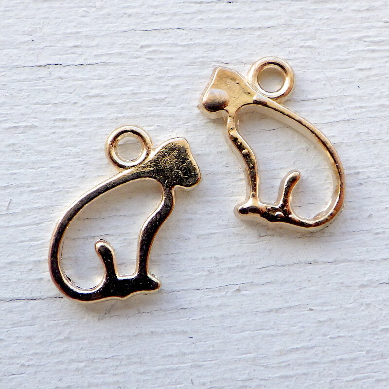 [1個]チャーム お座りする猫 約13×13mm(ゴールド)*