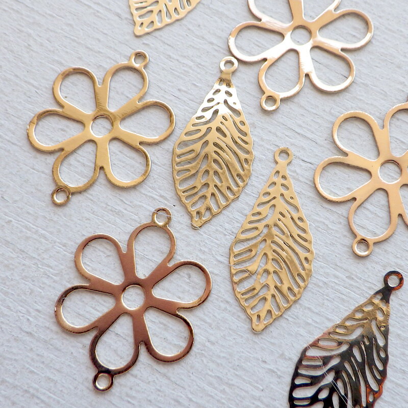 �ϥ�ɥᥤ�� Beads happyboo���㤨��֥��㡼�� 2����ե� Ʃ������̮�꡼�� 1�� 2����704�פβ����Ǥ������ʤ�22�ߤˤʤ�ޤ���