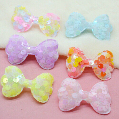 ハンドメイド 手芸 型抜きクッションモチーフ スパンコールリボン【4枚セット】（全6色） センターパーツ フェルト ワッペン デコパーツ アップリケ