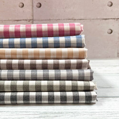 Rakuten - 【50cm単位】【3mまでメール便対応】コットン ポリエステル チェック 水色 ブルー 黒 ブラック ピンク ベージュ 灰色 グレー 茶色 ブラウン 生地 日本製　布 綿混　先染め