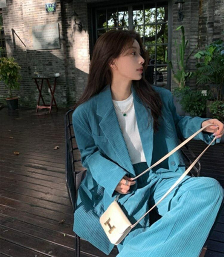 セットアップ おしゃれ 秋冬 レディース パンツスーツ 大人 女子 カジュアルスーツ 30代 40代 長袖ジャケット＆パンツ 2点セット 上下セット フォーマル 通勤 OL オフィス 仕事 お呼ばれ 同窓会 二次会 大きいサイズ ママ 母親 卒業式 入学式 綺麗め ブルー 青