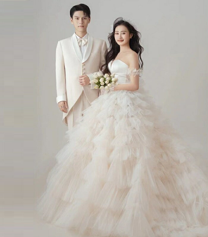 ウェディングドレス 白 花嫁ドレス フォトウェディング撮影 パーティードレス 結婚式 ドレス 二次会 プリンセス 成人式 ロングドレス イブイングドレス コンサート 礼服 演奏会 ドレス 発表会 ピアノ発表会 フォーマル おしゃれ 上品 お姫様ドレス 誕生日 前撮り 編み上げ