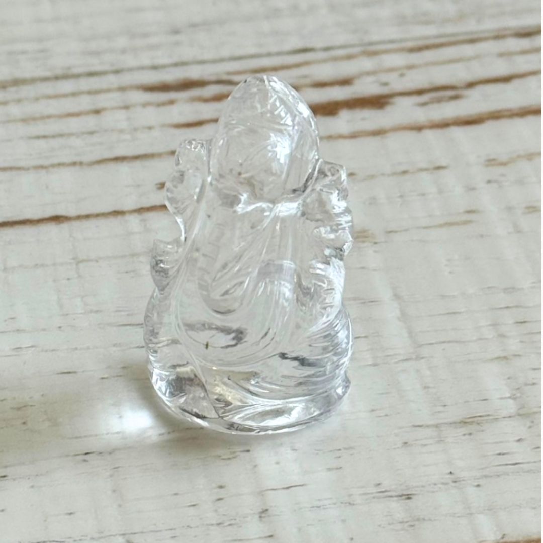 ガネーシャ ガネーシャ彫り物 ガネーシャ置物 クリスタル パワーストーン 金運アップ 天然石 癒し 浄化 幻想 夢を叶える象 インドの神様 富の神様 恵比寿様 大黒天 商売繁盛 お守り 贈り物に最適 ミニミニガネーシャ