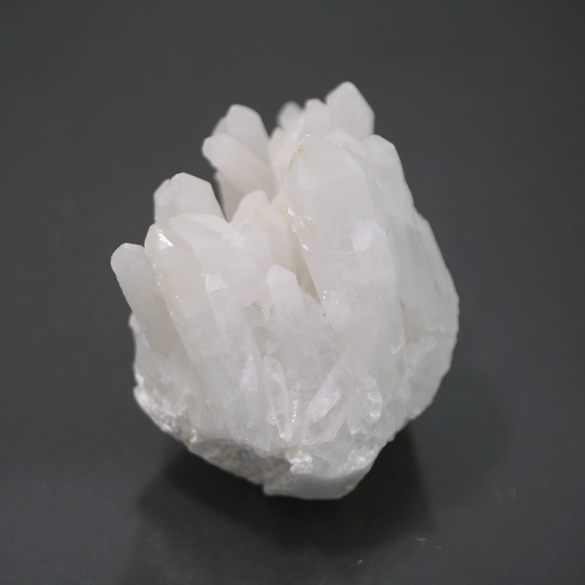 チベット産ヒマラヤ水晶クラスター 1点物 （cluster-47/約193.5g）/天然石・置き物/ポスト投函配送不可