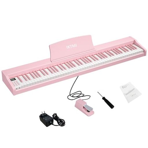 ✔️【フルサイズ88鍵盤電子ピアノ】アコースティックピアノをシミュレートした88鍵電子キーボード。グランドピアノの代替として最適な鍵盤楽器です。ピアノ本体、譜面台、シングルペダル、アダプター、日本語説明書サイズ/約幅128.6cmx奥行き24.8cmx高さ9.6cm/重量7.2kg。 ✔️【強力な音源】この電子ピアノは先進的なフランスのDREAM音源を採用し、本物のアコースティック電子ピアノの音色を演奏することができます。鍵盤を弾く強さをコントロールして音の強さを表現でき、ピアノが敏感に反応し、最大128ポリフォニーとサスティンペダルは、あなたの感情をよりよく表現するのに役立ちます。 ✔️【MIDI対応】この電子ピアノは互換性が高く、iPadや携帯電話に接続できます。88鍵電子ピアノ、128音階、100音階、88デモトラックは、デュアルスピーカー内蔵。初心者が電子ピアノで自分の演奏を録音して練習し、学習経験を向上させるのに最適です。ヘッドフォンモードで、他の人に邪魔されずに練習できます。