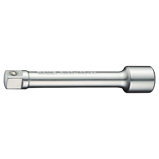 差込角dr.(mm):9.5 寸法:外径18mmx全長100mm 質量:90g 差込角:9.5mm(3/8インチ) 手工具用 注意:インパクトレンチなど動力工具には使用しないでください。アタッチメント類を2個以上連結して使用しなしでください(エクステンションバー、ユニバーサルジョイント、ソケットアダプター、クイックアダプター)。