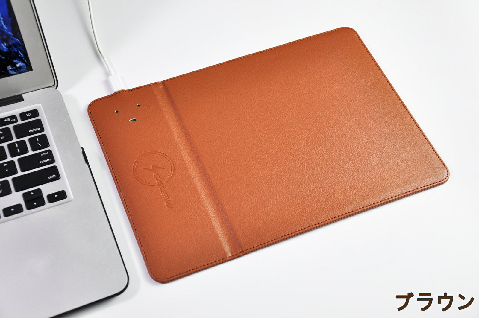 Qi規格対応 置くだけスマホ無線充電 マウスパッド一体型のワイヤレス充電器ワイヤレス充電 マウスパッド ランプ付き スマートフォン Android 通常便なら送料無料 ブラックブ ラウウン ソフトレザー Iphone