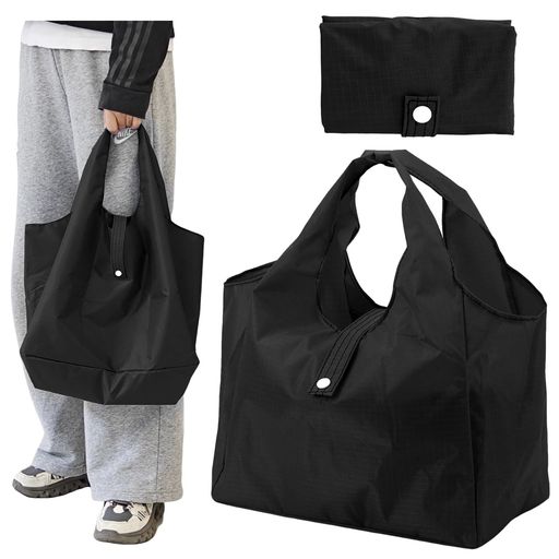 【大容量耐荷重】開いたバッグは大容量!スーパーで買ったものすべてがぴったり入ります!耐久性に優れた素材を使用しており、2Lペットボトル10本相当の20kgの荷物を収納可能です。幅広のショルダーストラップのデザインにより、肩にかかる重い物の重さを軽減します。 【折りたたみ可能コンパクト】使わない時はコンパクトに折りたため、ポケットにも収まるサイズです。大きさは携带と同じくらいです。折りたたみのサイズは小さく、持ち運びが簡単で、ハンドバッグに入れることができます。コンビニエンスストアやスーパーマーケットで買い物をする際に持ち運ぶのに非常に適しています。 【耐久性高品質防水生地】防水生地が使用されているため、ショッピングバッグを持って家に帰るとき、たとえ突然雨が降っていても、バッグの中のものが浸ることをあまり心配しすぎません。※素材の特性上、折り曲げたり摩擦により折り畳んだ部分が白化し、傷が目立つ場合があります。 【環境保護のため再利用可能】繰り返し使用できます。エコバッグにより、ビニール袋の使用を減らすことができます。
