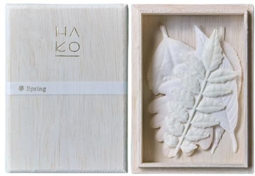 葉っぱのお香HAKOハコ春Spring5枚入桐箱1731薫寿堂日本製紙のお香和紙(4.0)