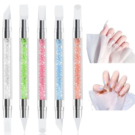 ネイルア-トシリコンペン5本セッ卜素材:樹脂+シリコーン、カラー:ホワイト+ブルー+グリーン+ピンク+オレンジシリコン製の筆先ので、洗浄が簡単。 このマニキュアツールはシリコン素材でできており、柔らかく扱いやすい。シリコーン素材は爪に傷やダメージを与えず、また粘着性に優れているため、デコレーションを簡単に貼り付けたり、調整したりすることができる。 ネイルアート用デュアルチップデュアルパーパス・シリコンドッティングペンを使用する際、先の尖った細いヘッドでスパンコールや飾りをそっと貼り付け、丸いヘッドで飾りの位置や調節ができます。 デュアルエンドのデュアルパーパス・シリコン・ドッティングペンは、スパンコールやジュエリー、装飾品を爪に正確に付け足し、調整するためのプロ仕様のマニキュアツールです。 ネイル用筆はもちろん、絵具としても大活躍、今流行の新型シリコンペイントブラシです、油絵や水彩画、アクリル画などに使えます、車模型、フィギュアなどの塗装など細かい作業にもピッタリです。