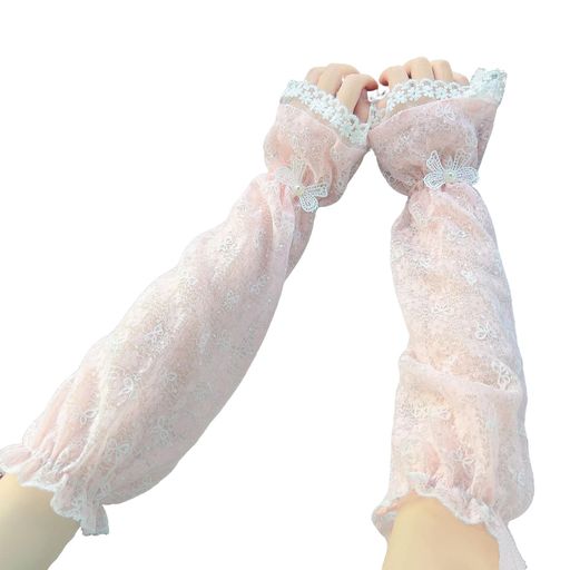 【サイズ】free 総丈:47cm(平置き時)。上部はゴムバンドのデザインで、簡単に調整でき、脱落しにくいです。 【柔らかい生地】総レースのふわふわの生地を採用して、さらっとした履き心地です。肌にストレスを与えず、長時間装着しても蒸し暑いばなど不快感がない。 【uvカット】安心の物理カット。アームカバーは手首、手の甲、腕の肌を全面的に保護し、日焼け対策はもちろん、庭仕事のときの、蚊など虫対策にいいと思いました。 【通気性】夏は高い通気性で蒸れをカットし、スポーツでアームカバーの使用でも肌を快適な状態に保ちます。薄手でバックに入れてもかさばらないので、収納も便利です。 【万能性】スポーツ時だけでなく、車の運転やアウトドアなど、日常の紫外線対策にも最適!房の効いた部屋で寒く感じない。外出時に大活躍のアームカバーは日常生活、山登り、など日差しの強いアウトドアシーンにオススメです。