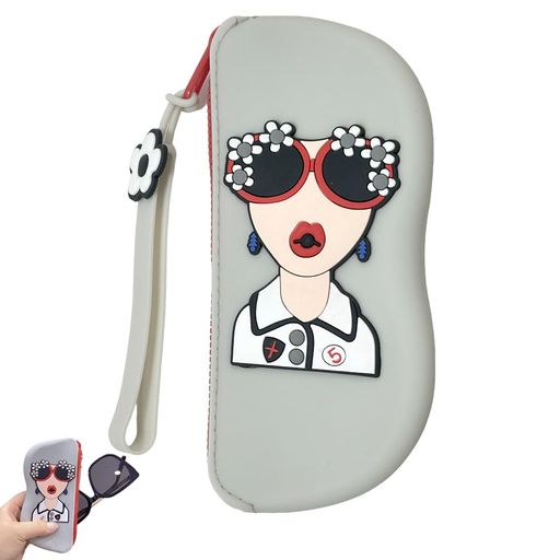 【多機能収納】 近視用メガネや小型サングラスの収納だけでなく、ペン、イヤホン、カードなどの小物も簡単に収納できます。実用性が高く、バッグの中身を整理整頓し、外出をより快適で便利にします。 【デザイン性と実用性を兼ね備える】 ユニークなガーリーなデザインを採用し、繊細で可愛らしく、個性も際立っています。たくさんの荷物の中でも見つけやすく、紛失しにくいため、日常のコーディネートにアクセントを添えます。 【全方位保護】 高品質なシリコン素材を使用しており、柔らかく弾力性があるため、メガネへのホコリの付着、キズ、圧迫による破損を効果的に防ぎます。日常の使用において安心の保護を提供し、レンズを常にクリアで透明な状態に保ちます。 【ストラップ+ファスナー仕様】 携帯用のストラップが付いており、バッグや手首に掛けて持ち運ぶことができ、さらに便利です。滑らかに開閉するファスナー設計で、物の出し入れがスムーズで、使い勝手を向上させます。 【心温まるギフトに最適】 誕生日、母の日、父の日、クリスマス、バレンタインデーなど、どんなシーンでも実用性と美しさを兼ね備えた理想的なギフトです。自分へのご褒美としてもぴったりです。