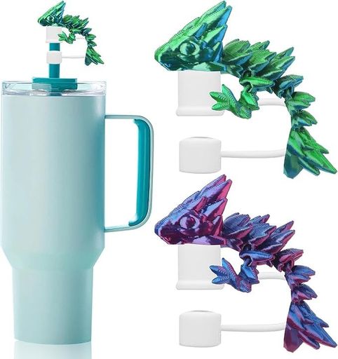 桜【ユニバーサルな互換性】9~10mmのストローにフィットするように設計されており、30~40オンスのスタンレーカップや同様のサイズのタンブラーに対応します。ストローカバーキャップを購入する前に、ストローのサイズをご確認ください。 💙【食品グレードの素材】食品グレードのシリコンとPLAプラスチック製で、安全で耐久性があり、再利用可能で、お手入れが簡単で、日常の使用に信頼できるカバーを提供します。 桜【ほこり防止】このカバーは、ストローをほこりやゴミから守り、蚊や他の昆虫がカップに入るのを防ぎ、ストローとカップの両方を清潔に保ちます。 💙【持ち運びが簡単】当社のポータブルストロートッパーキットは小さくて持ち運びが簡単で、ウォーキング、キャンプ、ハイキングなどのアウトドア活動に最適です。 装飾できるだけでなく、飲料水への熱意を高めます。 桜【デュアルパック】パッケージには、鮮やかなパープルとグリーンカラーの3Dプリントドラゴンストロートッパーが2つ含まれており、タンブラー体験をパーソナライズするのに最適です。 ストローやカップは付属しませんのでご注意ください。