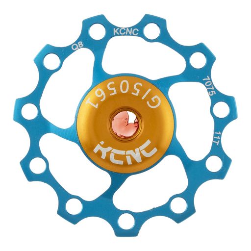 9/10/11 速用 材質:CNC 切削7075 アルミ合金 ベアリング:ステンレススチール 適合:SHIMANO、CAMPAGNOLO、SRAMの9/10/11速ディレーラー(SRAMのガイドプーリーには非対応。) ボールベアリングでスムーズな回転。 樹脂製のプーリーと比べて剛性が高くパワーを逃がさない。 ミドルグレードまでのディレーラーに装備されているブッシュ式ディレーラーのアップグレードに最適。 ガイドプーリー(上側)、テンションプーリー(下側)の両方に使用可能。 歯数はディレーラーに標準で付属するサイズを推奨。 ※取り付け後は必ず乗車前に調整台などで変速の動作確認をお願いします。ディレイラーハンガー等に曲がりがありますとチェーンが外れ、フレームやリアディレイラー等が破損に至る恐れがございます。