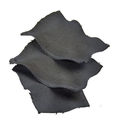 一枚一枚、手作りしています。チャークロスとは、綿100%の布を炭化させたものです。※ただ燃やすだけでは作れませんライターやマッチが無い時代、火種として使われていたもので、火打石などの弱い火花から赤熱状態を作り出せます。これを火口(ほくち)で...