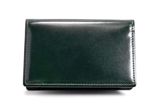タテ7cmxヨコ11cmxマチ1.5cm カードポケットの数:5 表地:馬革(コードバン革)