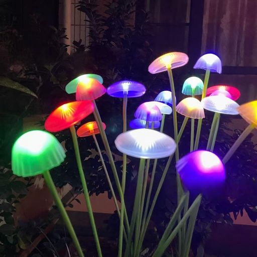 Aerlife ソーラーライト 屋外 クラゲの型 6LED ガーデンライト 電球色 埋め込み自動点灯/消灯 雰囲気 明るい 防水 おしゃれ 装飾灯 風に揺れる ソーラー ledライト かわいい 照明…