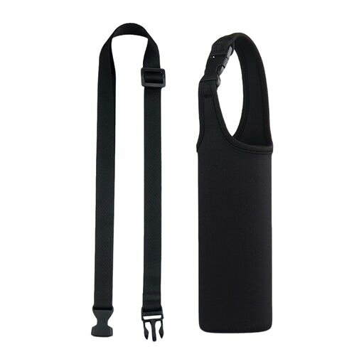 【商品仕様】カップホルダーサイズ:直径6.5~7cmx高さ18cm。調節可能なショルダーストラップ付き(最大伸長1.2m)。 【高密度縫製で全面保護】側面・底面を強化した二重縫い加工で、摩擦や衝撃から水筒をしっかりガード。特に底部分の耐久性を向上させました。 【マルチアジャストシステム】付属の調整可能ストラップで、大人から子供まで快適に携帯可能。ウエストポーチとしての使用も可能に。 【3Way使いで便利な多機能設計】手持ち・カバン掛け・肩掛けの3通りの使用方法に対応。ペットボトルからタンブラー、魔法瓶まで、どんな容器でもしっかり固定できます。 【快適な装着感】肩掛け用ストラップは長さ調節可能で、体型や好みに合わせてフィット。クッション性のあるパッド付きで、肩への負担を軽減し、長時間の持ち運びも楽々です。