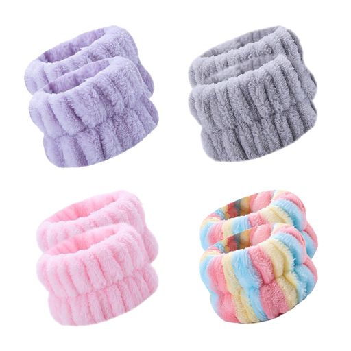 【仕様】セット内容:手首バンド4ペア入り、カラーは:ディープ・パープル、グレー、ピンク、レインボーストライプがの4色をそれぞれ2個、計8個セットです。 【強力な吸水性】リストストラップは吸水性に優れ、洗顔時に水が腕に流れ落ちるのを防ぎます、洗顔中に腕が濡れないようにするために最適です。 【優れた弾力性】これらのマイクロファイバーリストウォッシュバンド用に伸縮性のあるコードを設計したため、伸縮性があり、弾力性があり、手首にフィットします。手首に装着するとより安定します。 【こだわりの素材】この柔らかいタオルリストバンドは高品質のサンゴフリースでできており、心地よい質感と快適な使用体験を提供します。繊細な肌に害を与えません。通気性があり、再利用できます。 【幅広い用途】このリストウォッシュバンドは、洗顔、化粧、SPA、ハンドマスク、家事、ヨガ、スポーツなど、ほとんどの日常の場面で使用でき、水や汗を吸収し、新鮮な感触を与えます。