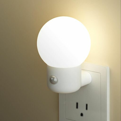 センサーライト 室内 足元灯 コンセント 省エネ 節電対策 廊下/和室/寝室/玄関/階...
