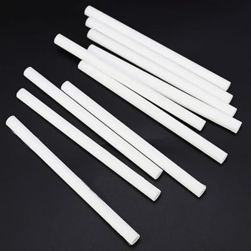 【加湿器 給水芯】サイズが14 cm / 5.5インチ、直径0.8 cm / 0.31インチ、(元給水芯が直径0.7cm~0.9cm以内、長さ15cm以内の卓上加湿器に適用可能) ※元給水芯のサイズを必ず事前に確認してからご購入ください。ハサミで簡単にカットできる素材、日常使用、オフィス、部屋、旅行などに十分な量の10個の白い綿の加湿器フィルター芯を入手できます。 【高品質の】加湿器専用綿棒フィルターは、優れた弾性、均一な細孔分布、強力な吸水および貯蔵容量、および優れた揮発安定性を備えています。高品質の給水芯で、ミストがさらに細かいです。 【高密度綿棒】フィルターコットン素材でできており、水に溶けず、付着しにくく、ほとんどの種類の香水、液体、その他の水溶剤をサポートし、加湿器の動作を向上させます。 【交換時期】3~6ヶ月(1日4時間使用した場合) ※使い方や、使用環境によって交換時期が早くなることもございます。加湿器の加湿量が減ってきたら、交換目安の期間に関わらず交換してみてください。 【使用方法】 1.給水芯を取り外します。 2.バネを入れます。 3.新しい給水芯を入れます。 4.蓋に取り付けます。