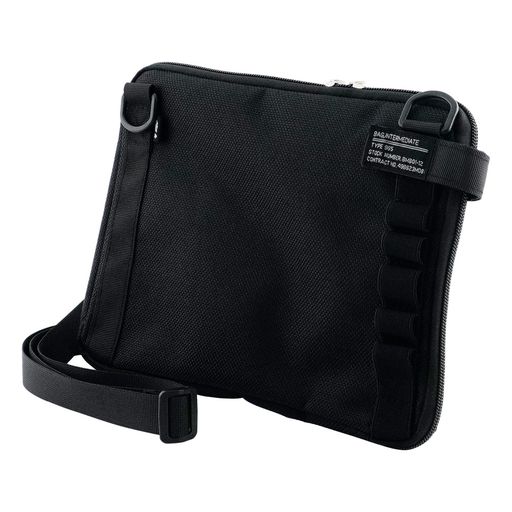 タイプ:Mサイズ/マチスリム マチサイズ:20mm 材質:[本体]ポリエステル1200D 本体サイズ:215x275x20mm 本体重量:200g